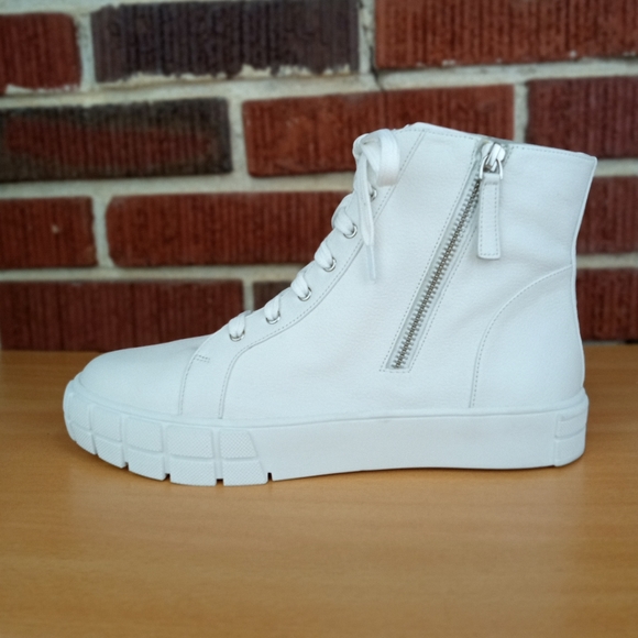 NWT Linea Paolo 'Gio Lo' Genuine Leather High Top Side Zip Sneakers in All White - Picture 7 of 10